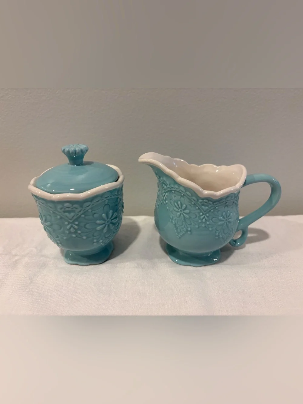 Pier 1 Imports Lacy Aqua Blue Sugar Bowl w/Lid & Creamer Discontinued Excellent!